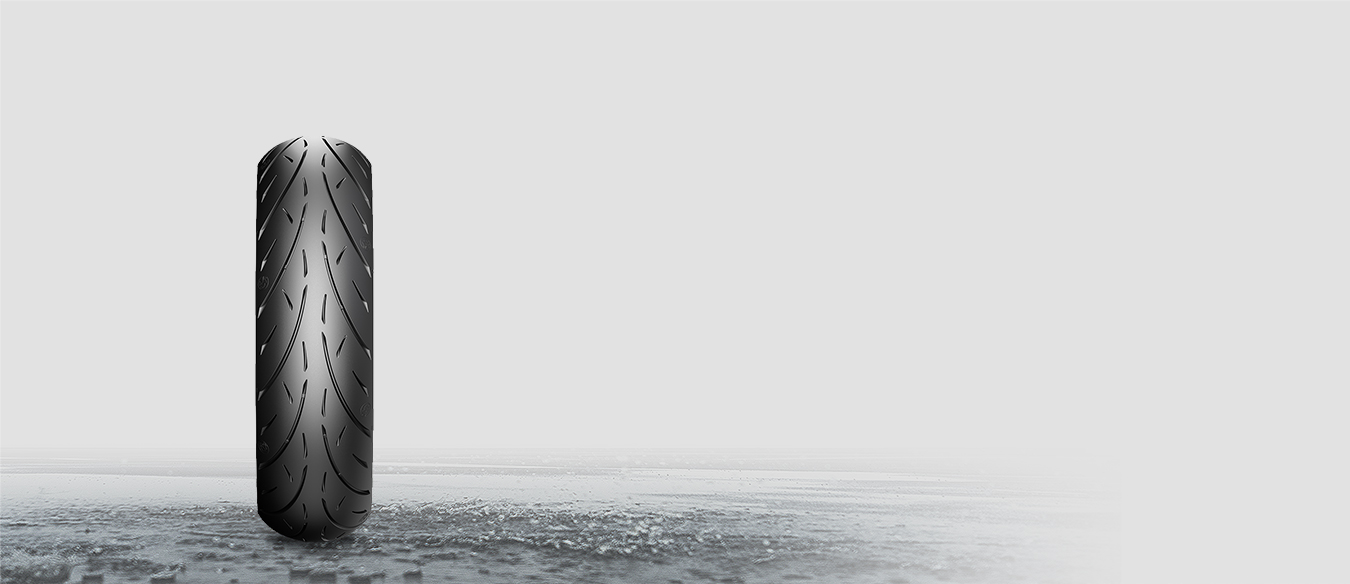 CRUISETEC™ リア, 260/40 VR18 | Metzeler